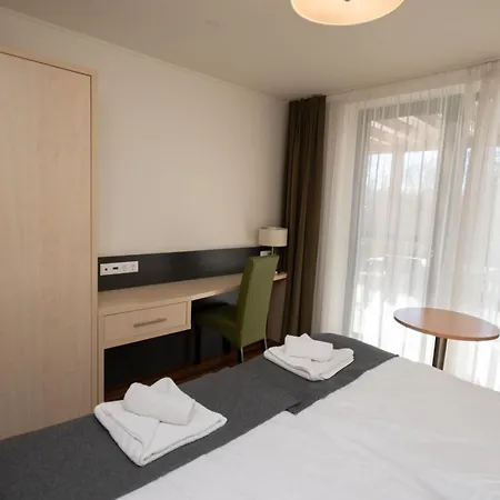 A Mi Hazunk Apartment Gyenesdias