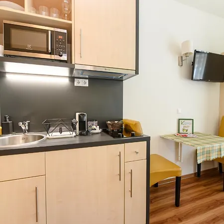 A Mi Hazunk 아파트