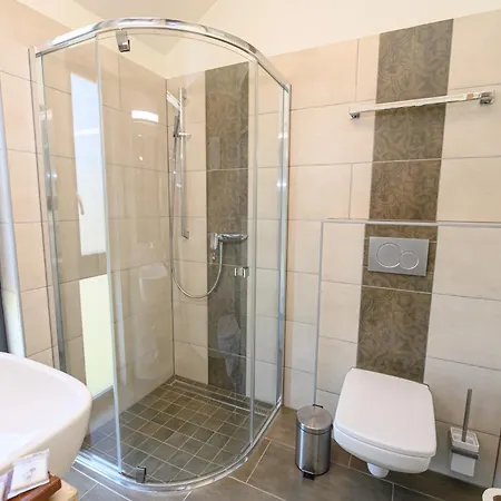 A Mi Hazunk 아파트