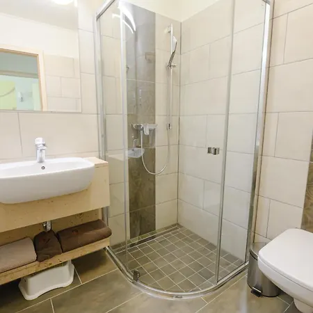 아파트 A Mi Hazunk *