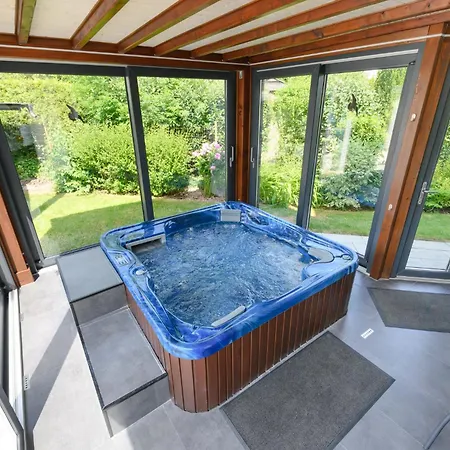 아파트 A Mi Hazunk